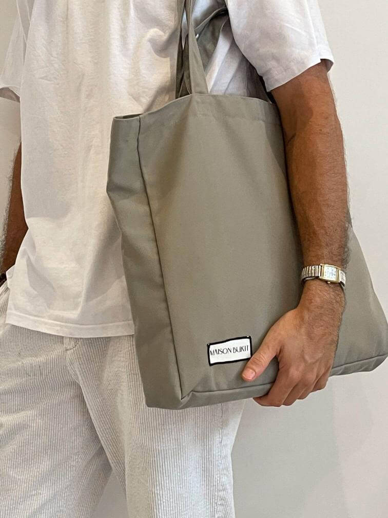 Bukit Bag Kaki – Maison Bukit